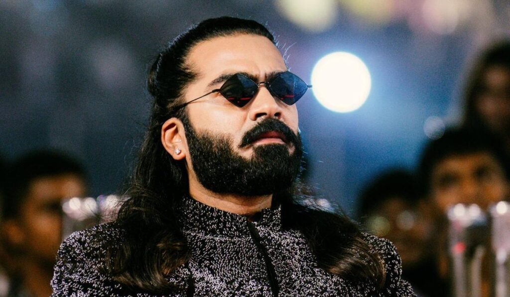 ஒப்பிடுவதை நிறுத்துங்கள்: சிம்பு வேண்டுகோள் | Silambarasan TR requests people to stop comparing one actor to another