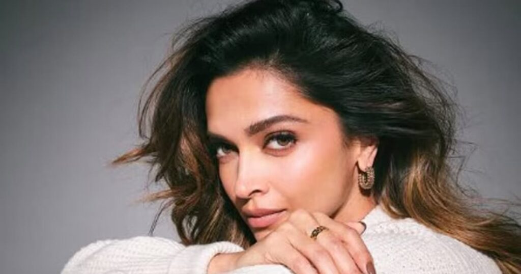 ``ஆண் சூப்பர் ஸ்டார்களுக்கு 8 மணி நேரம் தான் வேலை; ஆனால்'' - பாலிவுட் குறித்து தீபிகா படுகோனே