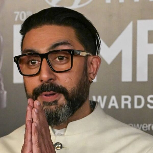 Thedalweb 57 Abhishek Bachchan: "நான் எந்த விருதையும் PR வேலைகள் செய்தோ, பணம் கொடுத்தோ வாங்கியதில்லை"- அபிஷேக் பச்சன் |abhishek bachchan says no award bought with pr or money
