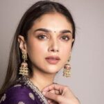 வாட்ஸ் அப் மூலம் மோசடி: நடிகை அதிதி ராவ் எச்சரிக்கை | Fraud via WhatsApp Actress Aditi Rao Warns