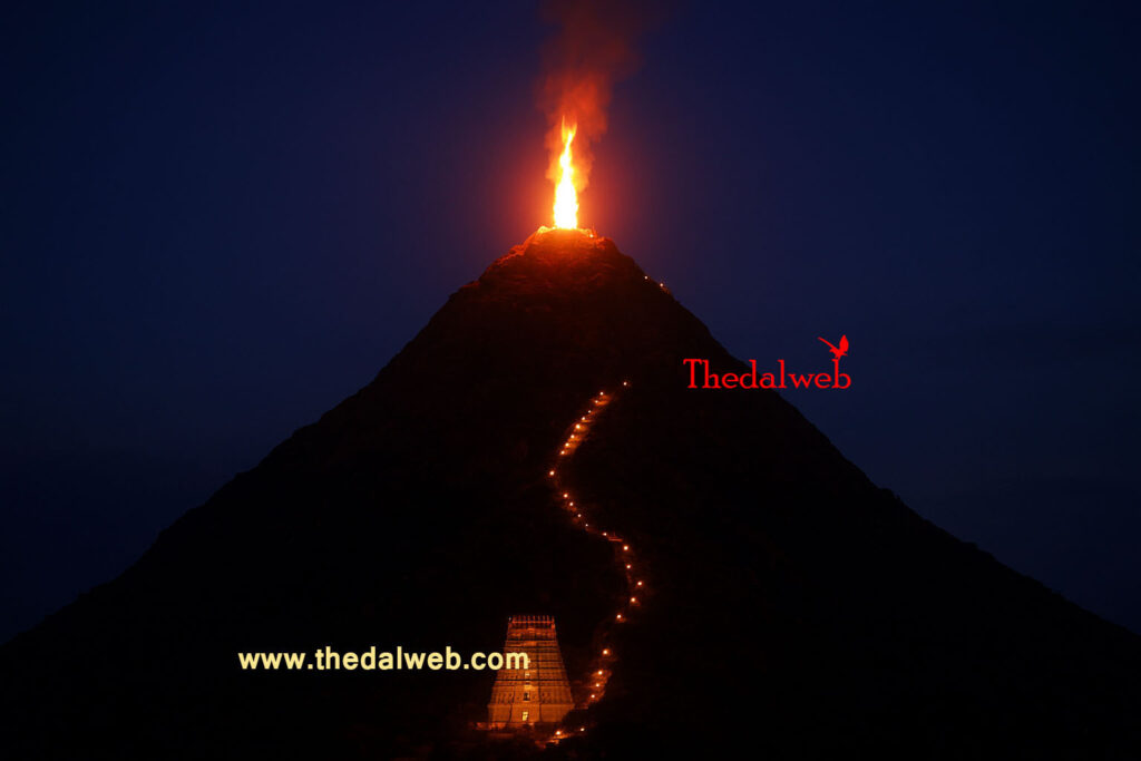 Karthigai Maha Deepam Thedalweb 🔥 கார்த்திகை தீபம் – தேதி, நேரம், திருவண்ணாமலை மகாதீபம், வரலாறு, கதைகள் & பூஜை முறைகள் (Thiruvannamalai Karthigai Maha Deepam)