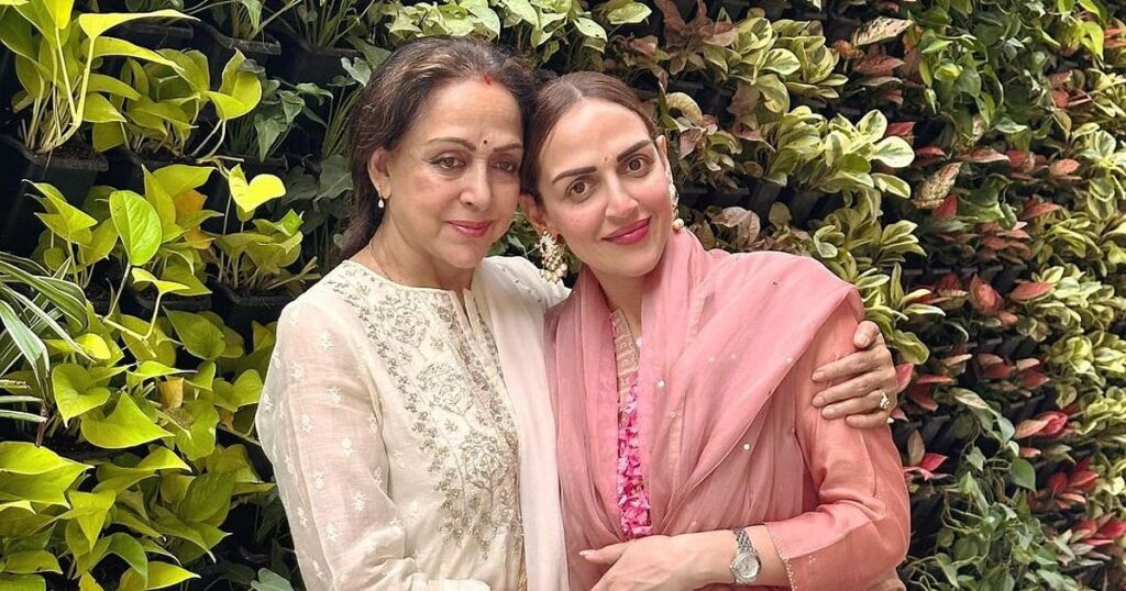I met Dharmendra's mother in the womb: Hema Malini shares about meeting him-குழந்தைவயிற்றில் இருந்தபோதுதான் சந்திதேன்: தர்மேந்திராவின்தாயாரை சந்தித்தது பற்றிபகிர்ந்த ஹேமாமாலினி