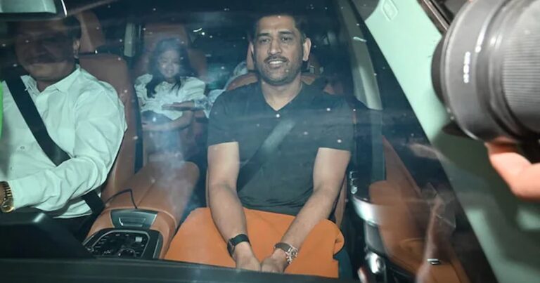 சல்மான் கான்: பண்ணை வீட்டில் 60வது பிறந்தநாளை பாலிவுட் நண்பர்கள், தோனியுடன் சேர்ந்து கொண்டாட்டம் | Salman Khan: Celebrates 60th birthday at farmhouse with Bollywood friends, Dhoni