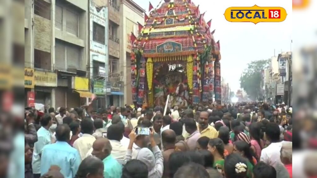 HYP 5697135 cropped 11012026 181913 videocapture 2026011118161 2 3x2 Thedalweb சாரல் மழையில் மீனாட்சியின் அஷ்டமி சப்பரம்... மக்களுக்கு இறைவன் படி அளக்கும் லீலை நிகழ்வு | ஆன்மிகம்