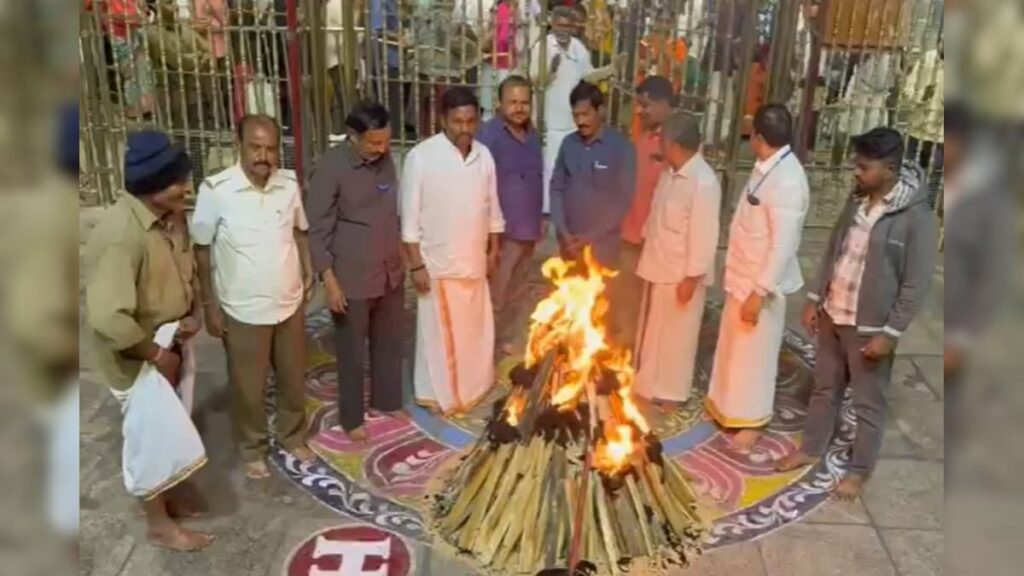 Tirupati 2026 01 34ded2f7ee08b812e98aecc26843394c 3x2 Thedalweb Tirupati | திருப்பதி ஏழுமலையான் கோயில் முன்பு போகி கொண்டாடிய அதிகாரிகள்..!