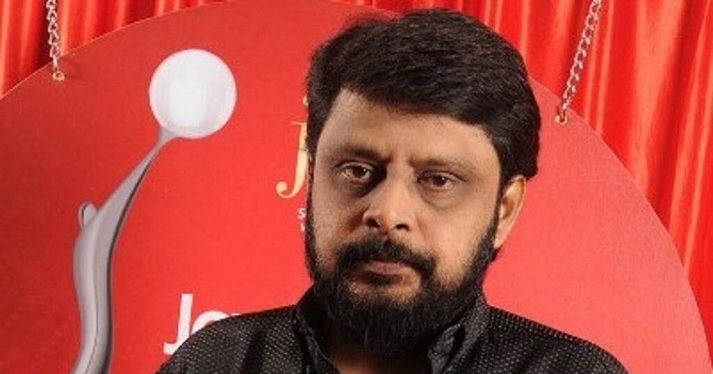 ஜனநாயகன்:``ஆயிரம் கைகள் எதிர்த்து நின்றாலும்" - இயக்குநர் விக்ரமன் பதிவு வைரல் | Democrat: "Even if a thousand hands stand against me" - Director Vikraman's post goes viral.