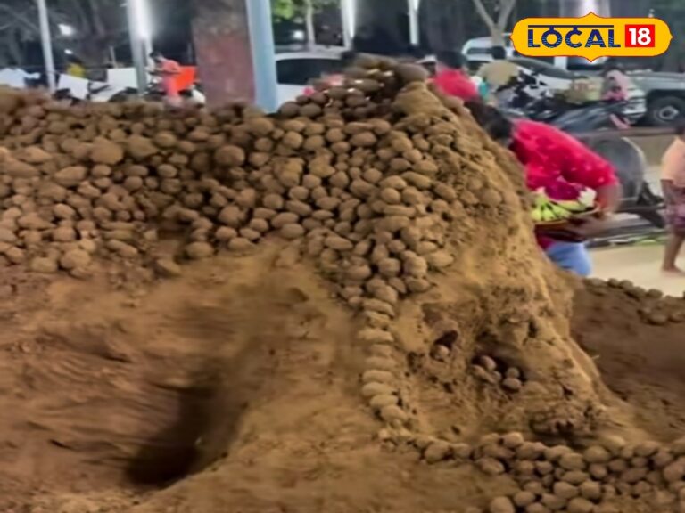 மண்ணை பிரசாதமாகக் கொடுக்கும் கோவில்… தமிழ்நாட்டில் இந்த கோவில் எங்கிருக்கு தெரியுமா… | ஆன்மீகம் போட்டோகேலரி