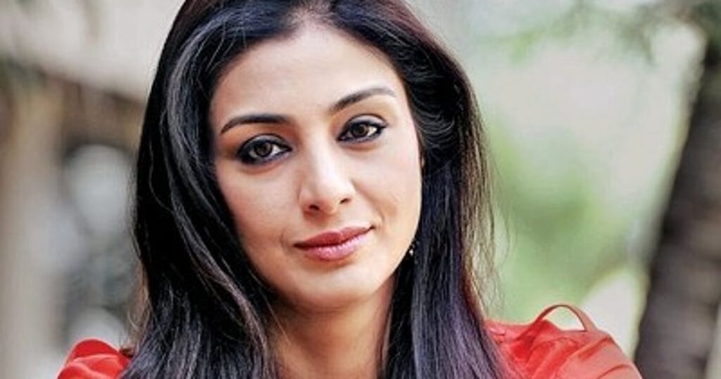 `அவரைச் சந்திக்க விரும்பியதில்லை' - தந்தையின் பெயரை பயன்படுத்தாதது குறித்து நடிகை தபு விளக்கம்!