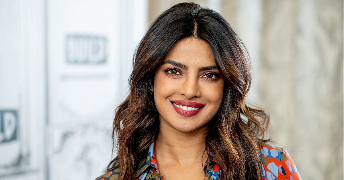 “பாலிவுட்டில் நான் ஒதுக்​கப்​படு​வதுப்போல் உணர்ந்​தேன், அதனால் தான்!”- பிரியங்கா சோப்ரா| Actress Priyanka Chopra has spoken in an interview about why she moved to Hollywood.