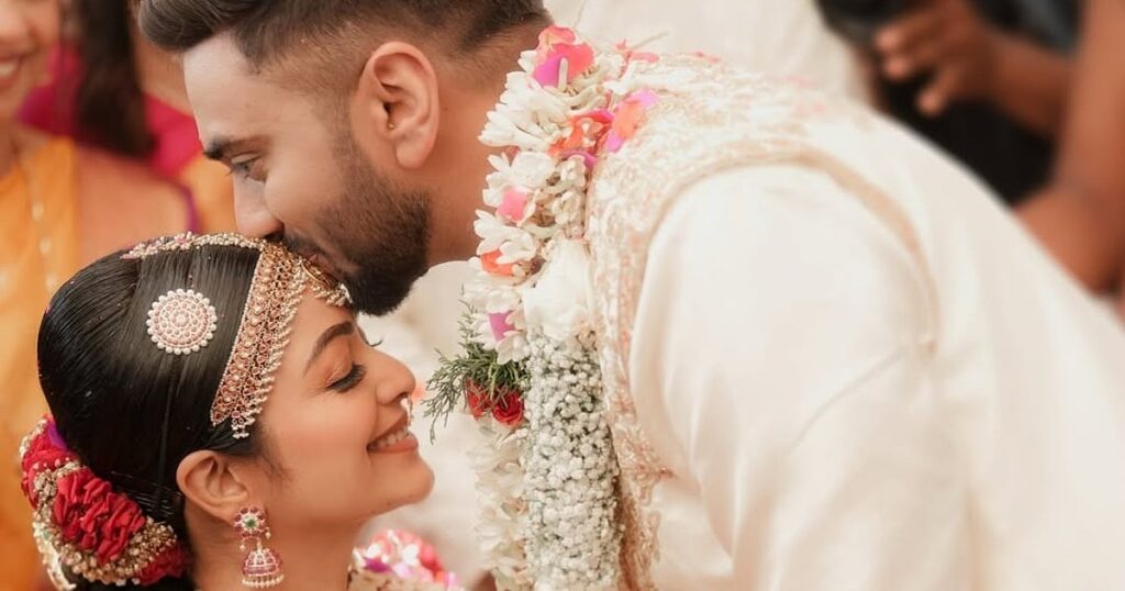 நடிகை ஜனனிக்கு டும் டும்டும்! -  காதலரான விமானியை மணந்தார்!