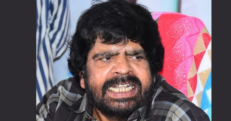 நிறுத்தப்பட்ட ‘அரசன்’ படப்பிடிப்பு: “சிம்புக்காக வரவில்லை ஆனால்…” – கொந்தளிக்கும் டி.ராஜேந்தர் | “This T.R. is coming to demand justice!” — T. Rajendar fumes.