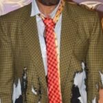 அக்‌ஷய்குமாரின் விசித்திர ஆடை: பூத் பங்களா விழாவில் வைரலாகும் மீம்ஸ்கள்! | Akshay Kumar Bhoot Bangla Weird Outfit