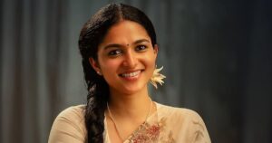 Kayadu Lohar: `பவழமல்லி' - நானி முதல் துல்கர் சல்மான் வரை; அசத்தும் கயாடு லோஹரின் லைன் அப்|From Nani to Dulquer Salmaan! — Kayadu Lohar's Impressive Lineup!