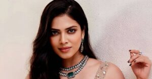 "பிரிந்து இருப்பது மிகுந்த தனிமை உணர்வைத் தரத் தொடங்கும்!" - மாளவிகா மோகனன் |"Being apart begins to bring about a profound sense of loneliness!" — Malavika Mohanan