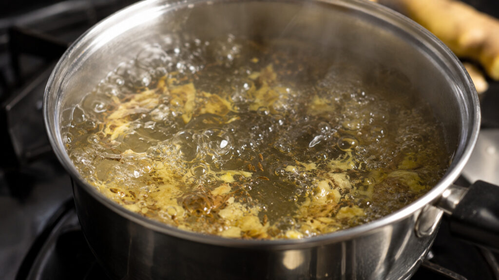 வாயுத்தொல்லை, வயிற்று உப்பசம் தீர்க்கும் 5 உணவுகள் 2026 Tamil 2 How to prepare ginger cumin water for gas trouble Tamil